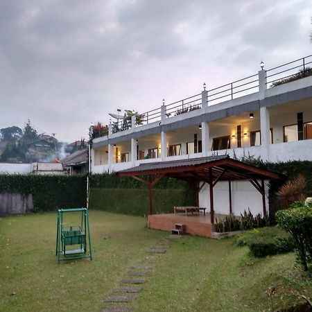 The View Villa Cisarua Esterno foto